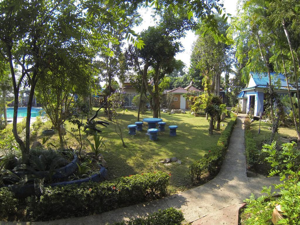Riverside Ban Cho Lae Ngoại thất bức ảnh